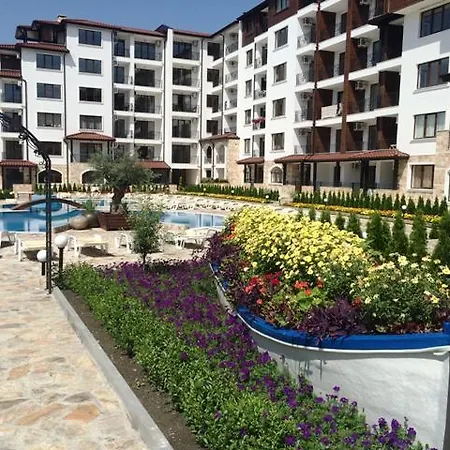 Apollon 3, Ravda, Kiparis Апартамент Равда